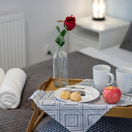 Apartamenty Platany Z Parkingiem By Noclegi Renters Kolobrzeg Dış mekan fotoğraf
