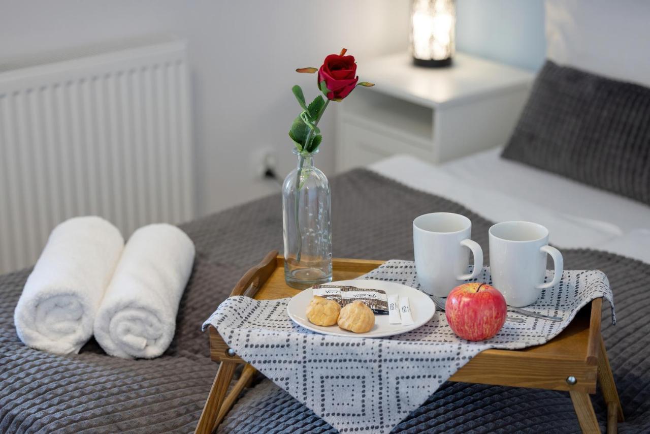 Apartamenty Platany Z Parkingiem By Noclegi Renters Kolobrzeg Dış mekan fotoğraf