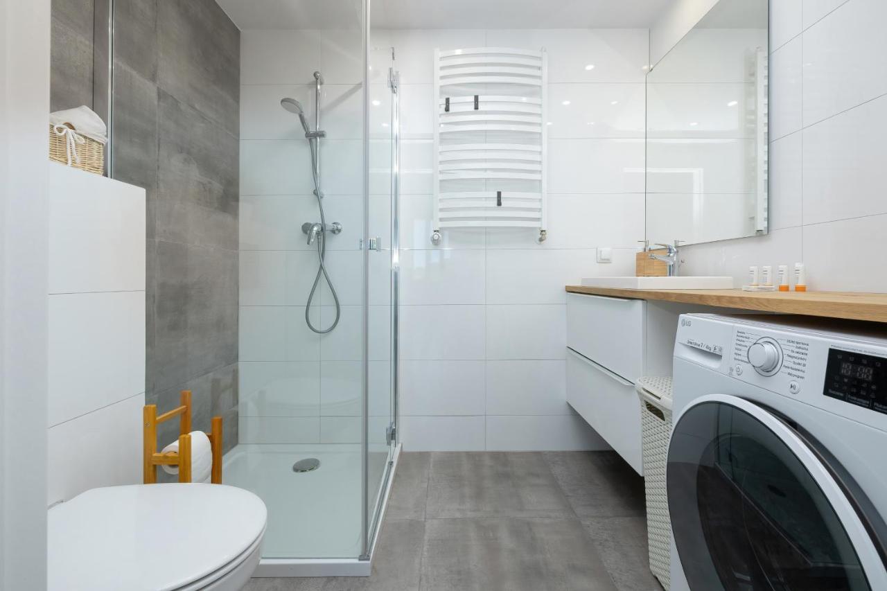 Apartamenty Platany Z Parkingiem By Noclegi Renters Kolobrzeg Dış mekan fotoğraf